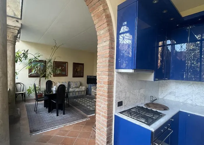 Vizi E Virtu דירה *