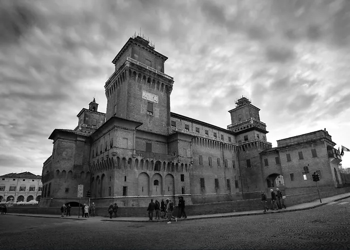 Vizi E Virtu * פררה